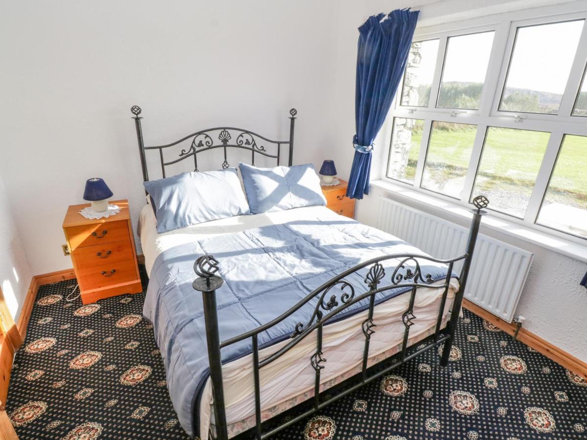 Realt Na Maidne Villa Claddaghduff Exteriör bild