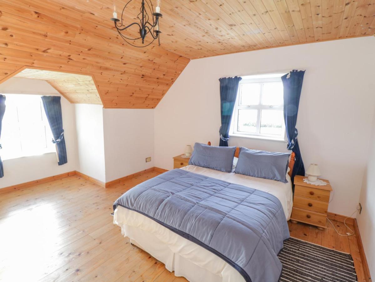 Realt Na Maidne Villa Claddaghduff Exteriör bild