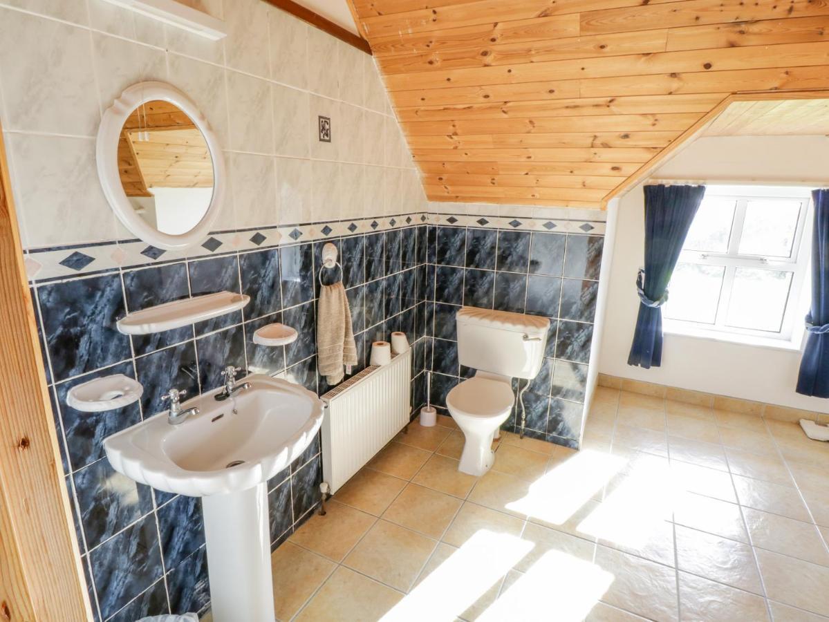 Realt Na Maidne Villa Claddaghduff Exteriör bild