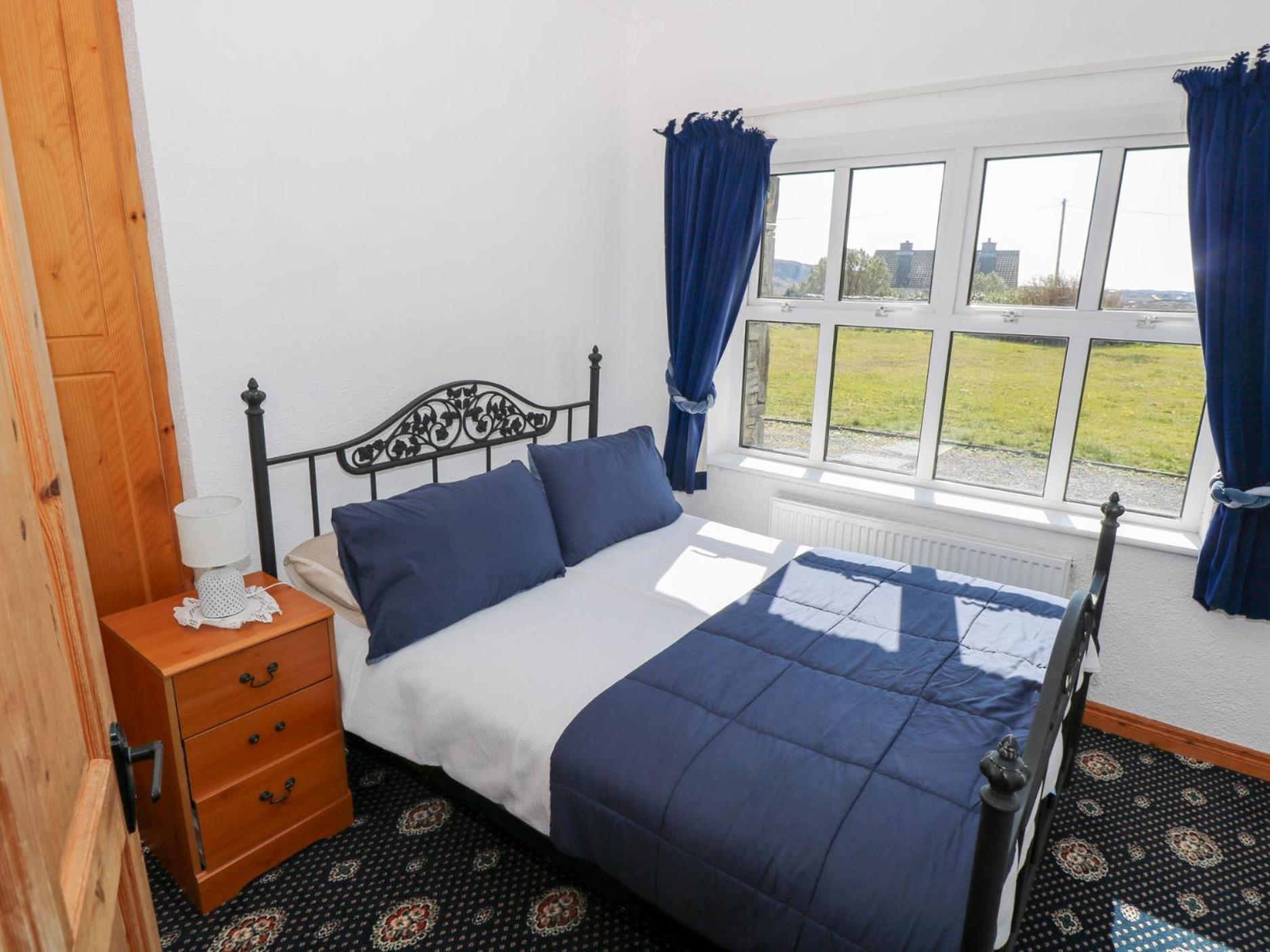 Realt Na Maidne Villa Claddaghduff Exteriör bild